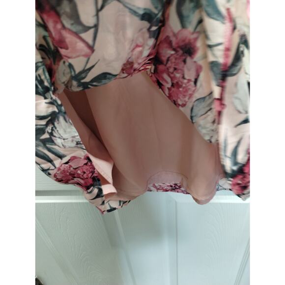 LOFT Outlet Size XS Pink Floral Surplice V-Neck Faux Wrap Flutter Sleeve Dress - Picture 3 of 7